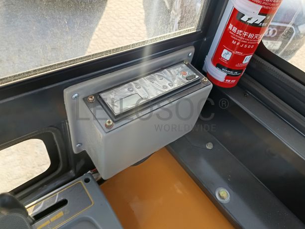 Mini Giratória Infront YFE20 · Ano 2023