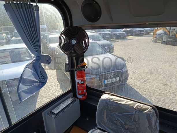 Mini Giratória Infront YFE20 · Ano 2023