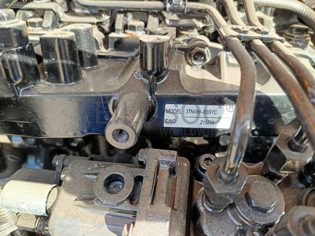 Mini Giratória Infront YFE20 · Ano 2023