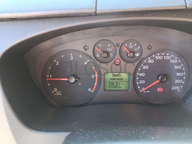 Ford Transit 2.2 TDCI · Ano 2013