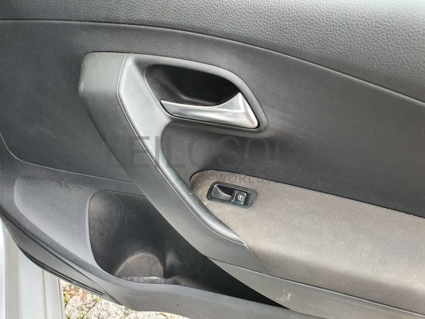 Volkswagen Polo · Ano 2012