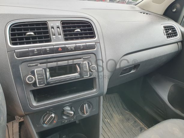 Volkswagen Polo · Ano 2012