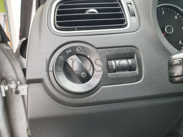 Volkswagen Polo · Ano 2012