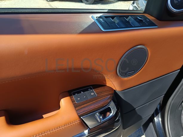 Land Rover Range Rover Autobiography 4.4 SDV8 · Ano 2017