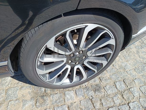 Land Rover Range Rover Autobiography 4.4 SDV8 · Ano 2017