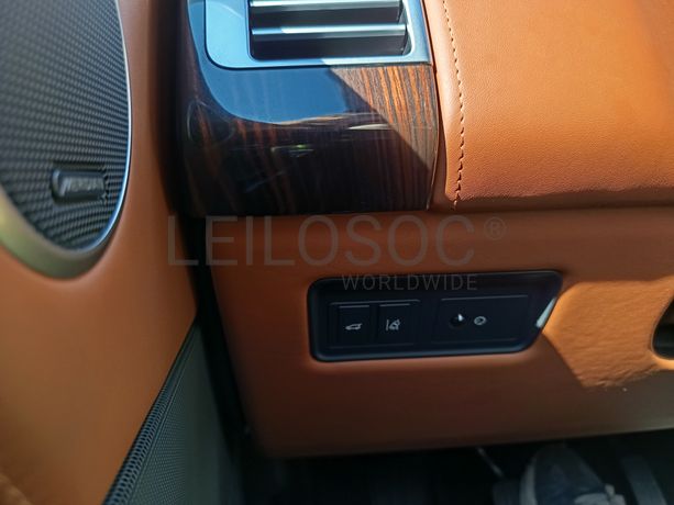 Land Rover Range Rover Autobiography 4.4 SDV8 · Ano 2017