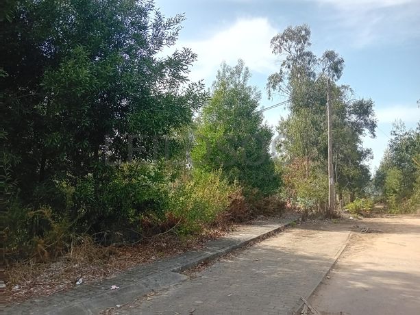 Terreno para Construção · Vila Nova de Famalicão