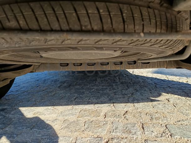 Renault Trafic Caixa 2.0 DCI · Ano 2013