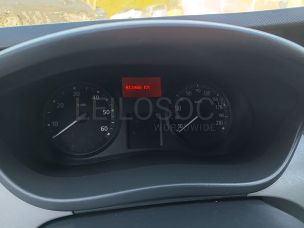 Renault Trafic Caixa 2.0 DCI · Ano 2013