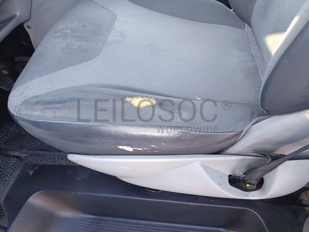 Renault Trafic Caixa 2.0 DCI · Ano 2013