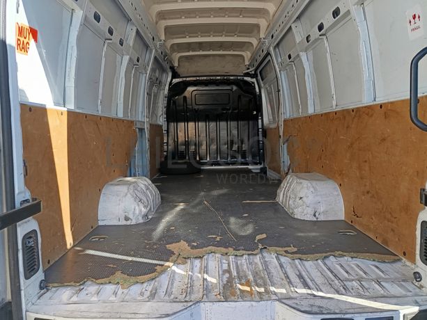 Opel Movano · Ano 2020