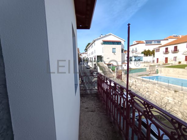 Edifício com 3 Pisos · Tabuaço