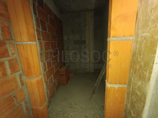 Edifício com 3 Pisos · Tabuaço