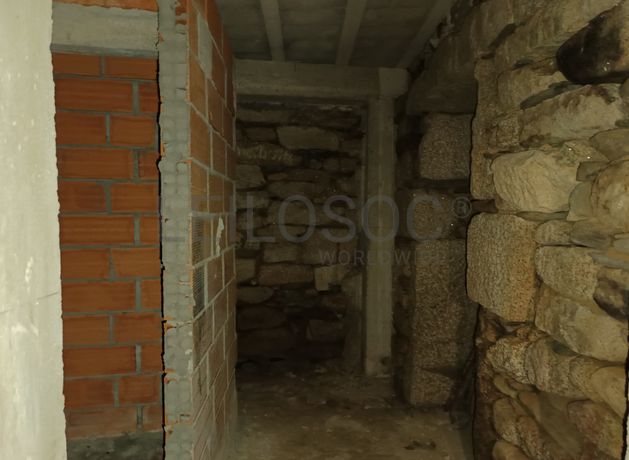 Edifício com 3 Pisos · Tabuaço