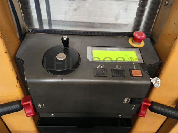 Stacker Samag MAX 2 Preparador de Encomenda · Elétrico · Ano 2001