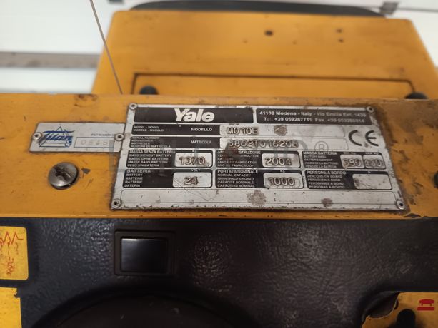 Stacker Yale MO10E Preparador de Encomenda · Elétrico · Ano 2004