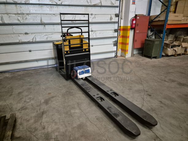 Porta-Paletes Yale MO20