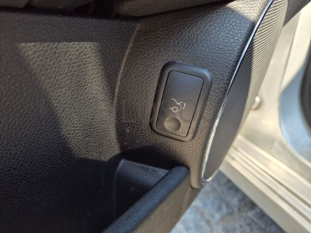 Mercedes-Benz C200 · Ano 2007