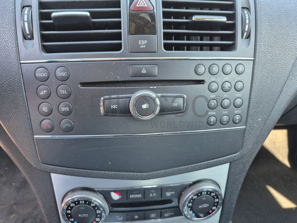 Mercedes-Benz C200 · Ano 2007