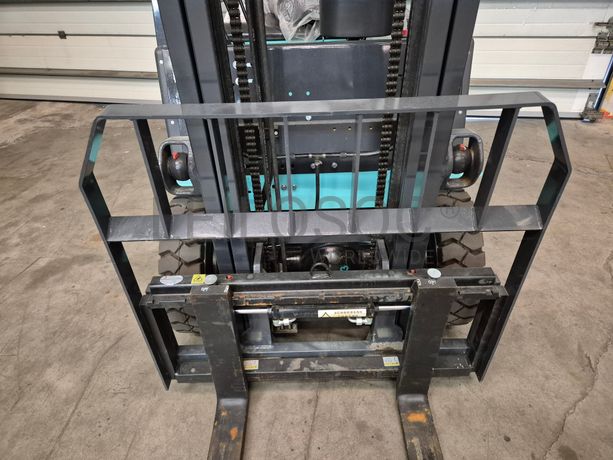 Empilhador Rippa R525D