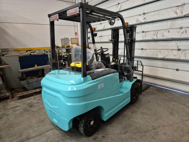 Empilhador Rippa R525D