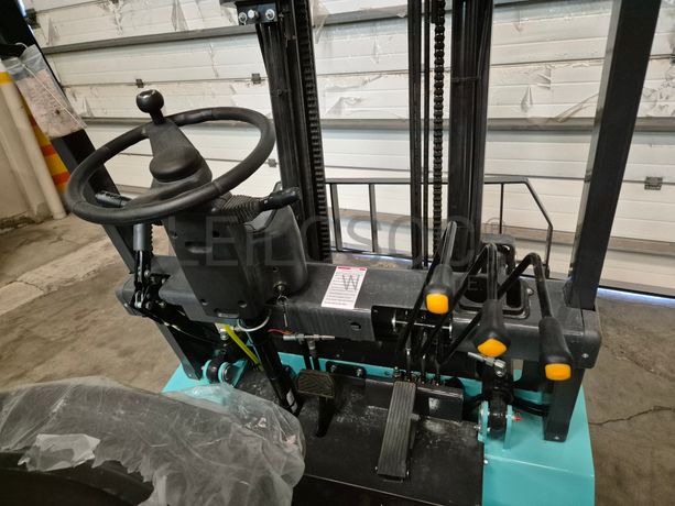 Empilhador Rippa R525D