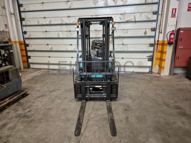 Empilhador Rippa R525D