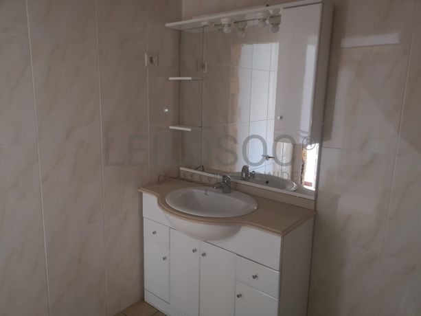 Apartamento T3 com Box · Macedo de Cavaleiros