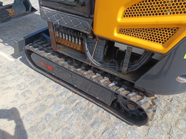 Mini Giratória Infront YFE16 · Ano 2022