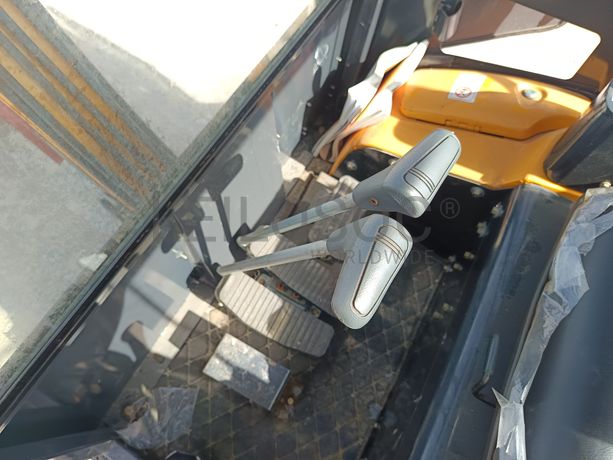 Mini Giratória Infront YFE16 · Ano 2022