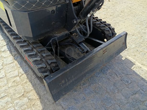 Mini Giratória Infront YFE16 · Ano 2022