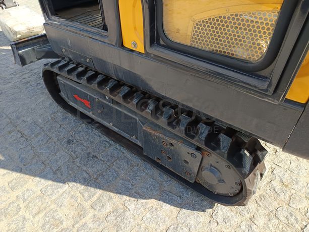 Mini Giratória Infront YFE20 · Ano 2023