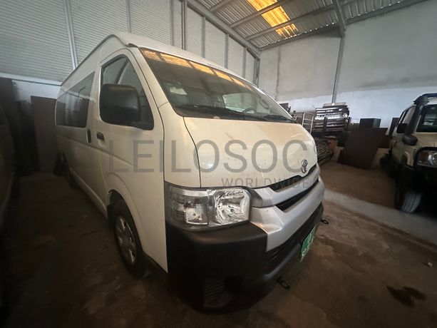 TOYOTA LC HIACE