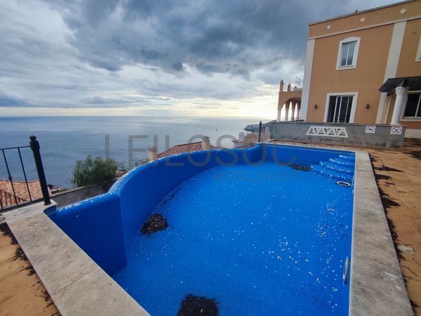 Proporção de 1/2 de Moradia V4 de Luxo com Piscina · Palheiro Village, Funchal