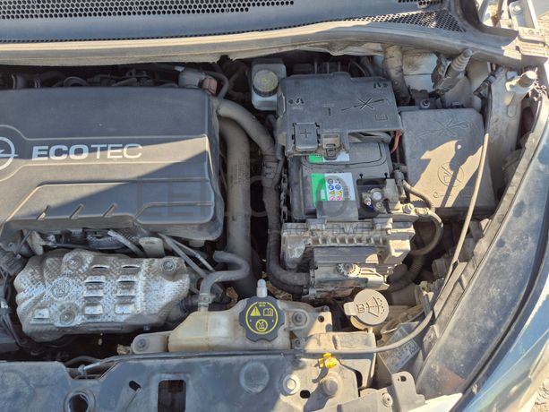 Opel Corsa E Van · Ano 2016