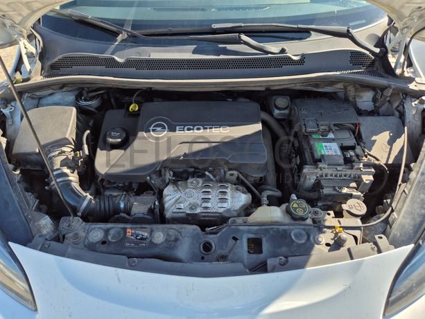Opel Corsa E Van · Ano 2016