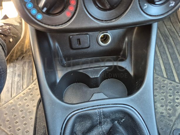 Opel Corsa E Van · Ano 2016