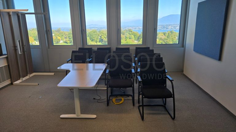 Bureau d’angle avec chaises Sedus