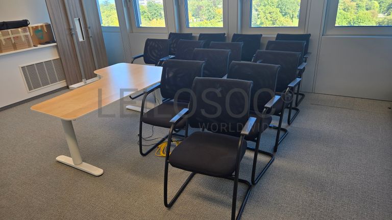 Bureau d’angle avec chaises Sedus