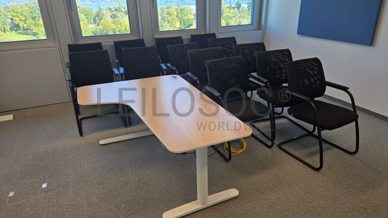 Bureau d’angle avec chaises Sedus