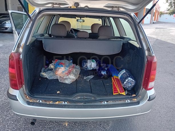 Ford Focus · Ano 2002