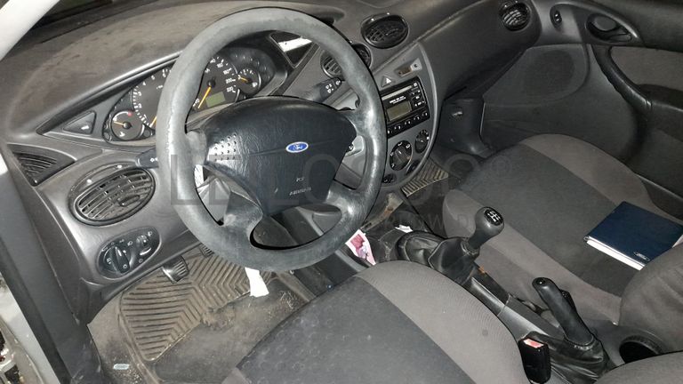 Ford Focus · Ano 2002