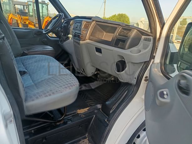 Ford Transit · Ano 2011