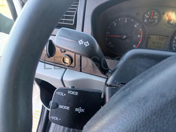 Ford Transit · Ano 2011