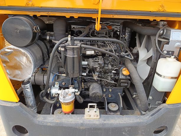 Mini Giratória Infront YFE20 · Ano 2023