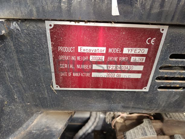 Mini Giratória Infront YFE20 · Ano 2023