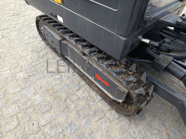 Mini Giratória Infront YFE20 · Ano 2023