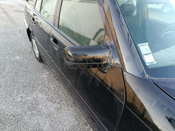 Mercedes-Benz C220 CDI · Ano 2000