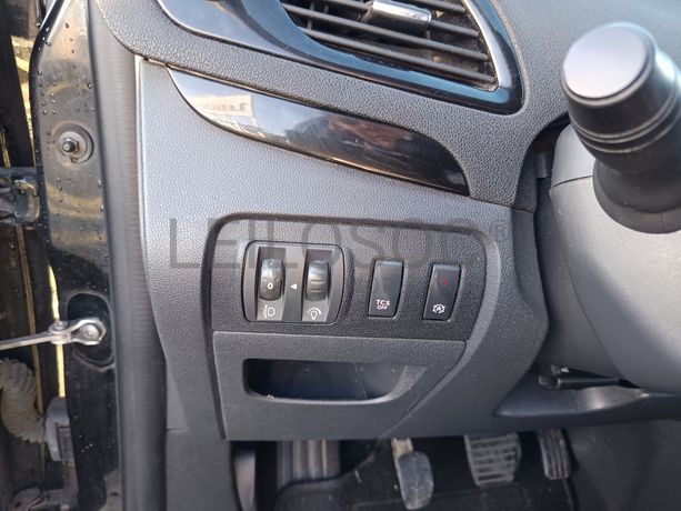 Renault Grand Scénic · Ano 2015