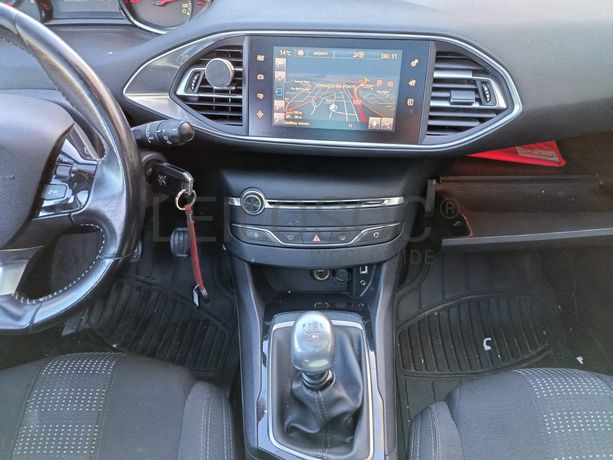 PEUGEOT 308 SW II 1.6 BlueHDi · Ano 2015